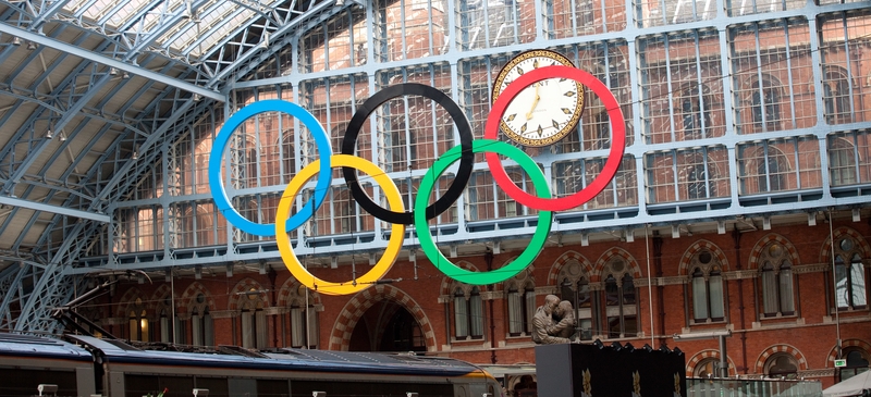 Minister seeks to ease Olympics fears
