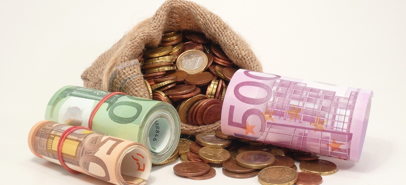 Europe warns of harder economic times to come Europe warns of harder economic times to come spotlight image