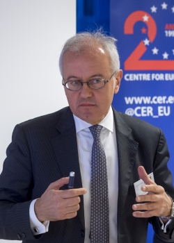 CER/Kreab breakfast on 'Should the eurozone be less intergovernmental?'