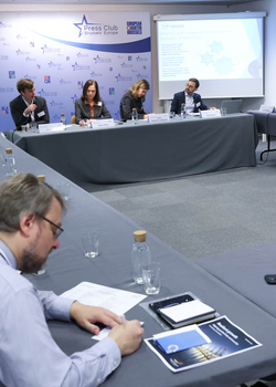 CER/Swedish Enterprise discussion on 'Resilient growth: Aligning productivity and security'